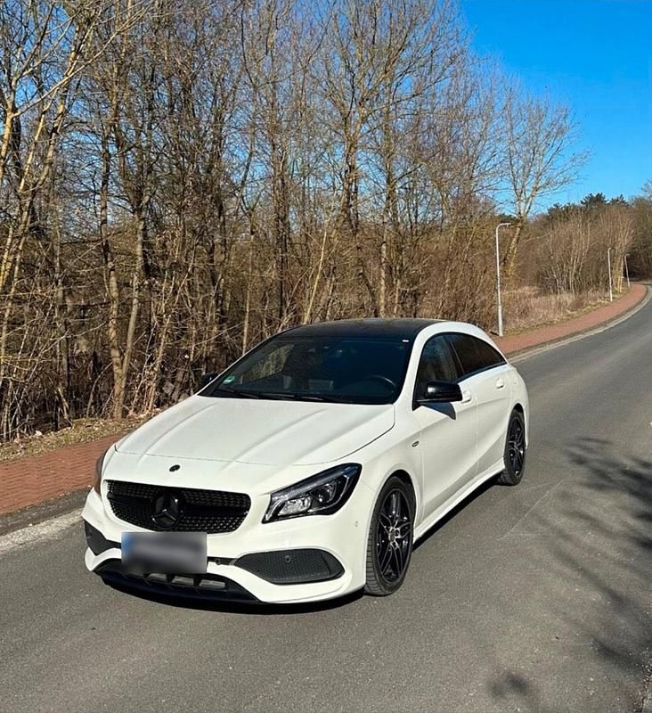 Gebraucht Mercedes CLA220 177 PS (130 kW) 2016 Weiß Limousine
