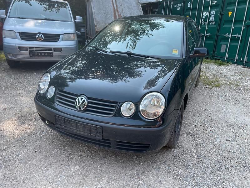 Schwarz Gebraucht 2003 VW Polo Kleinwagen | 1.500 € (Fairer Preis) - Bild 1/4
