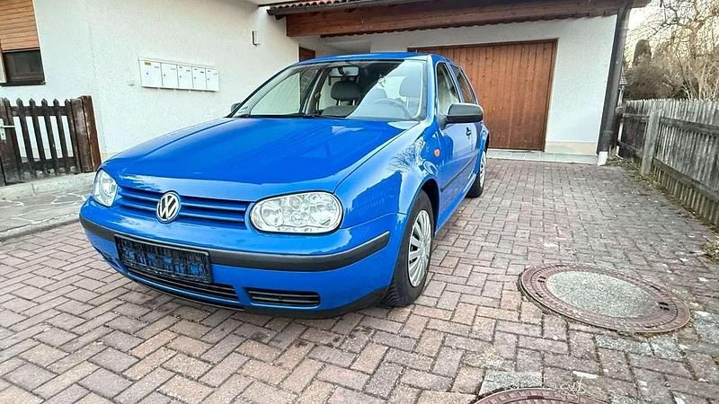 Blau Gebraucht 1999 VW Golf IV Limousine | 3.999 € (Teuer) - Bild 1/4