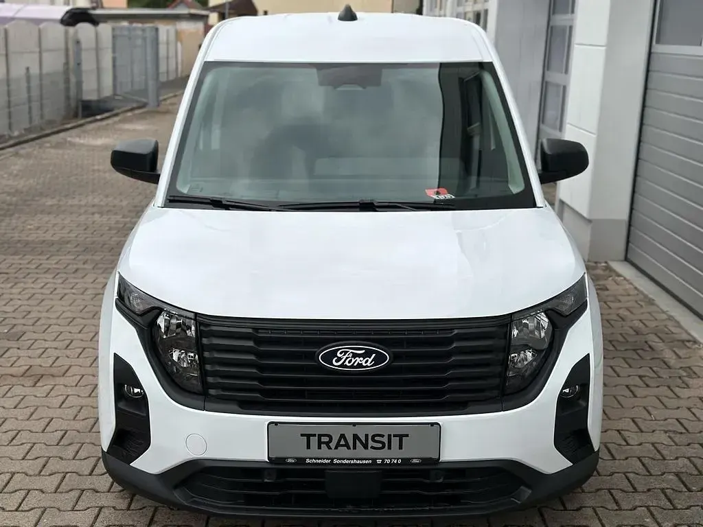 Neu Ford Courier Trend 101 PS (74 kW) 2026 Weiß Van / Kleinbus