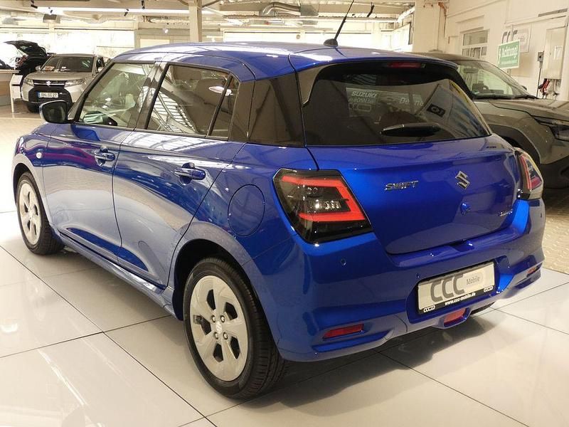 Neu Suzuki Swift Comfort 83 PS (61 kW) 2026 Silber Kleinwagen