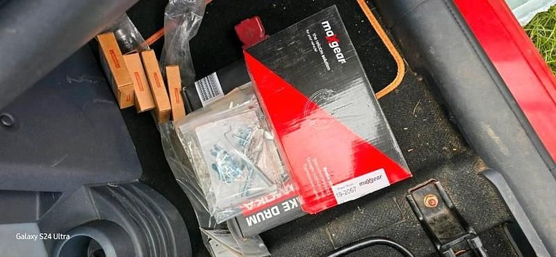 Second-hand Mitsubishi Colt 75 CP (55 kW) 2007 Roșu Hatchback