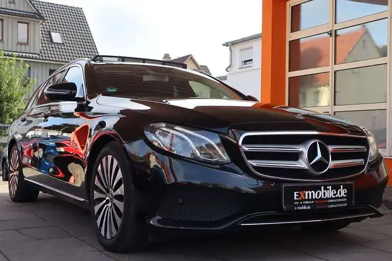 Gebraucht Mercedes E350 258 PS (189 kW) 2018 Schwarz Kombi