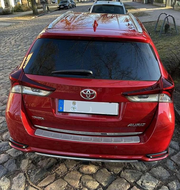 Gebraucht Toyota Auris Design 116 PS (85 kW) 2016 Kombi
