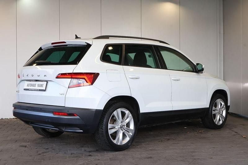 Second-hand Skoda Karoq Style 150 CP (110 kW) 2022 Alb SUV