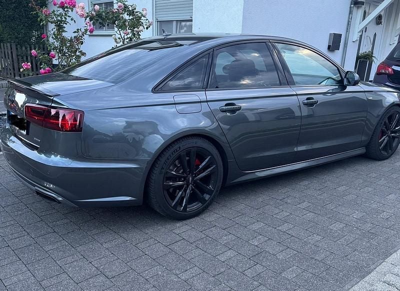 Używany Audi A6 Competition 320 KM (235 kW) 2017 Szary Sedan/Limuzyna