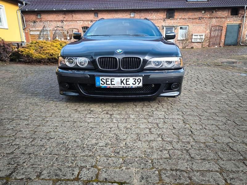 Gebraucht BMW 528 Basis 193 PS (141 kW) 1998 Schwarz Kombi