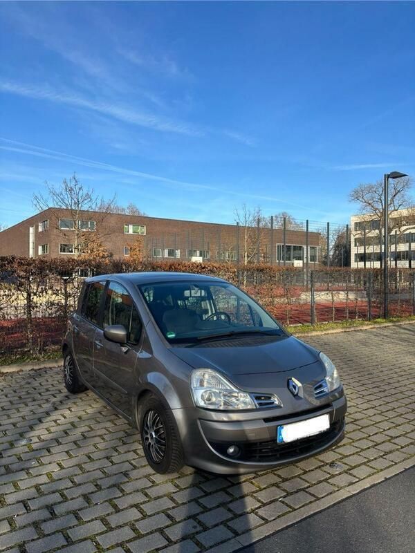 Beige Gebraucht 2010 Renault Modus Dynamique Van / Kleinbus | 3.250 € (Guter Preis) - Bild 1/4