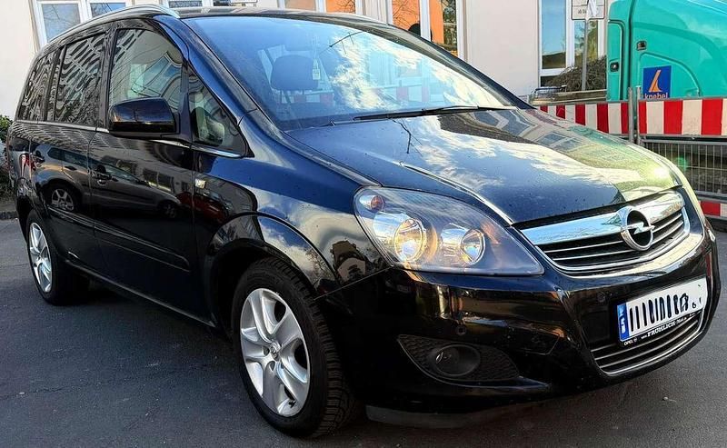 Gebraucht Opel Zafira 120 PS (88 kW) 2008 Van / Kleinbus