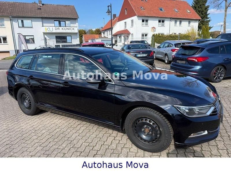 Gebraucht VW Passat Comfortline 150 PS (110 kW) 2016 Schwarz Kombi