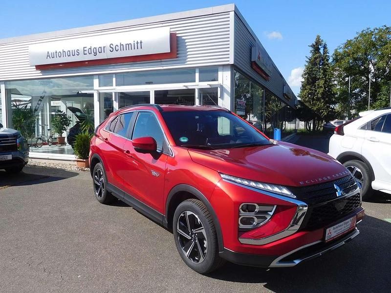 Dynamikrot (metallic) Gebraucht 2022 Mitsubishi Eclipse Cross Intro Edition SUV | 23.890 € (Fairer Preis) - Bild 1/4