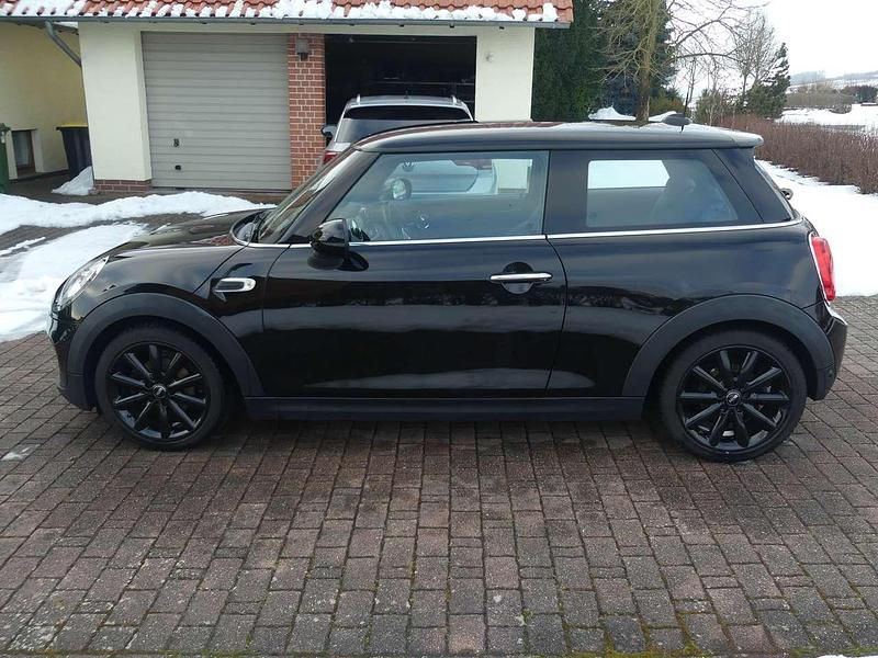 Gebraucht Mini Cooper Chili 136 PS (100 kW) 2016 Schwarz Kleinwagen