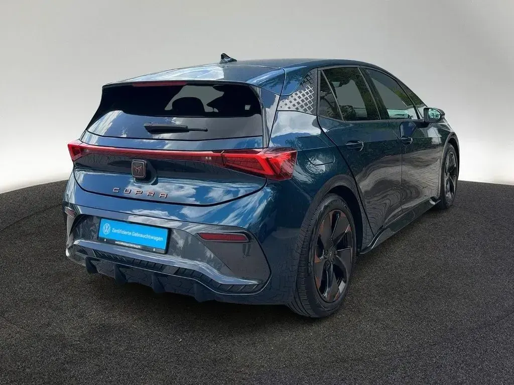 Gebraucht Cupra Born 150 kW (204 PS) 2022 Aurora blue metallic Kleinwagen