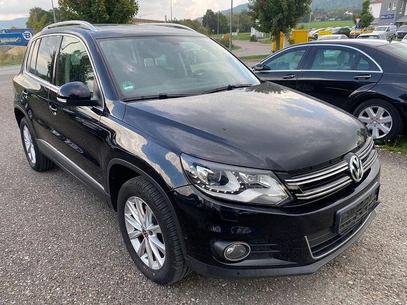 Schwarz Gebraucht 2012 VW Tiguan Sportline SUV | 10.450 € (Guter Preis) - Bild 1/4