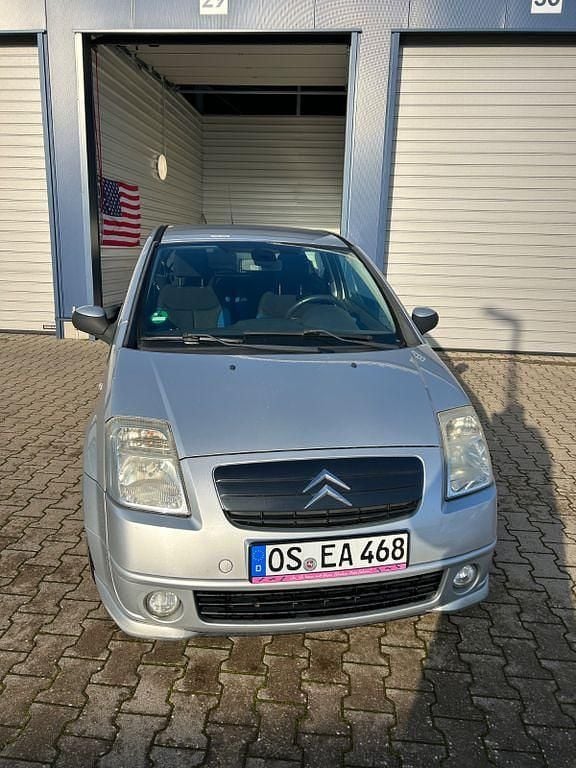 Silber Gebraucht 2006 Citroën C2 VTR Sport Kleinwagen | 950 € (Superpreis) - Bild 1/4