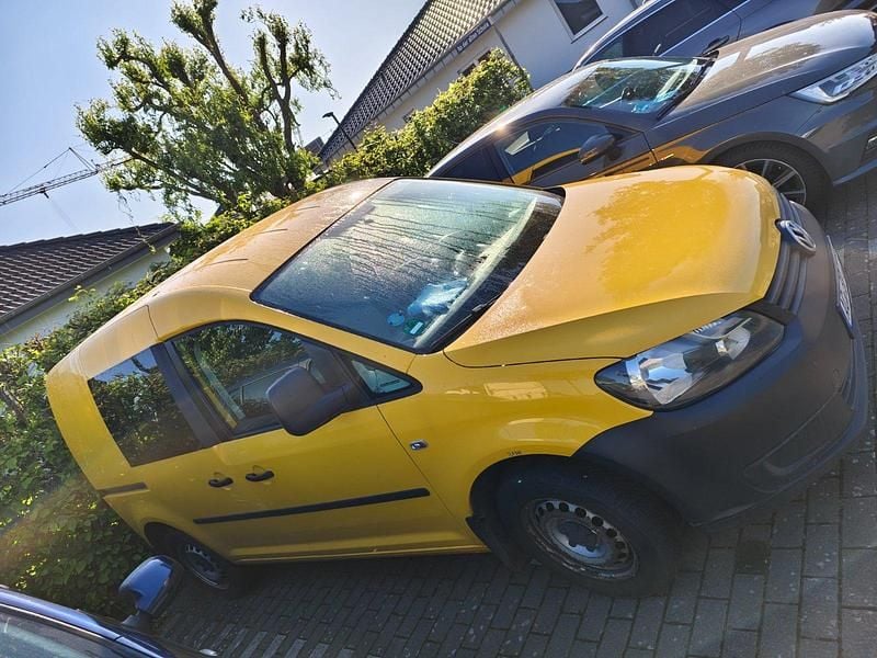 Gebraucht VW Caddy 102 PS (75 kW) 2012 Gelb Van / Kleinbus