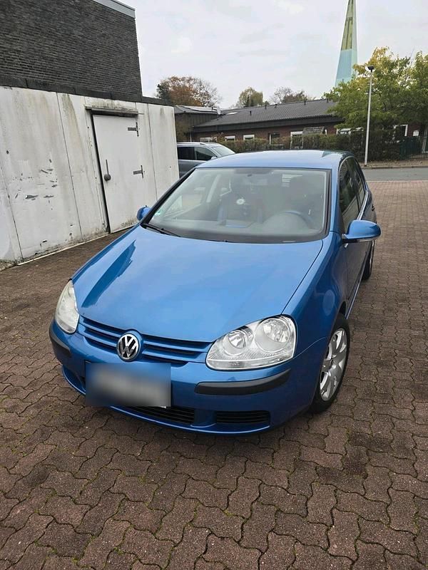 Blau Gebraucht 2004 VW Golf V Kleinwagen | 2.500 € (Fairer Preis) - Bild 1/4