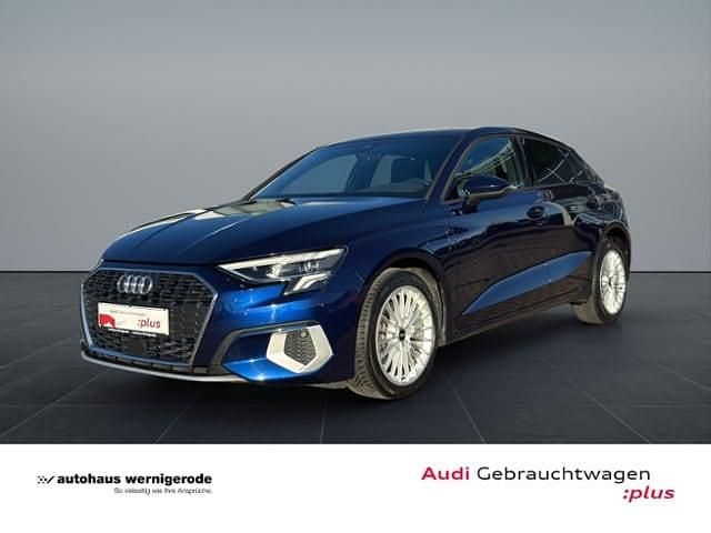 Navarrablau metallic Gebraucht 2022 Audi A3 Sportback e-tron Ambiente Kleinwagen | 21.840 € (Guter Preis) - Bild 1/4