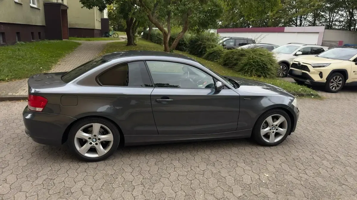 Gebraucht BMW 120 Coupé 177 PS (130 kW) 2008 Grau Coupé