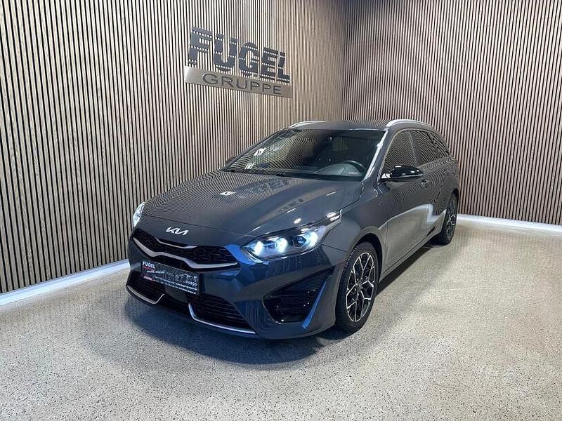 Gebraucht Kia Ceed 160 PS (117 kW) 2021 Grau Kleinwagen