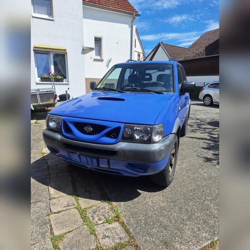 Blau Gebraucht 2002 Nissan Terrano SUV | 4.100 € (Superpreis) - Bild 1/4
