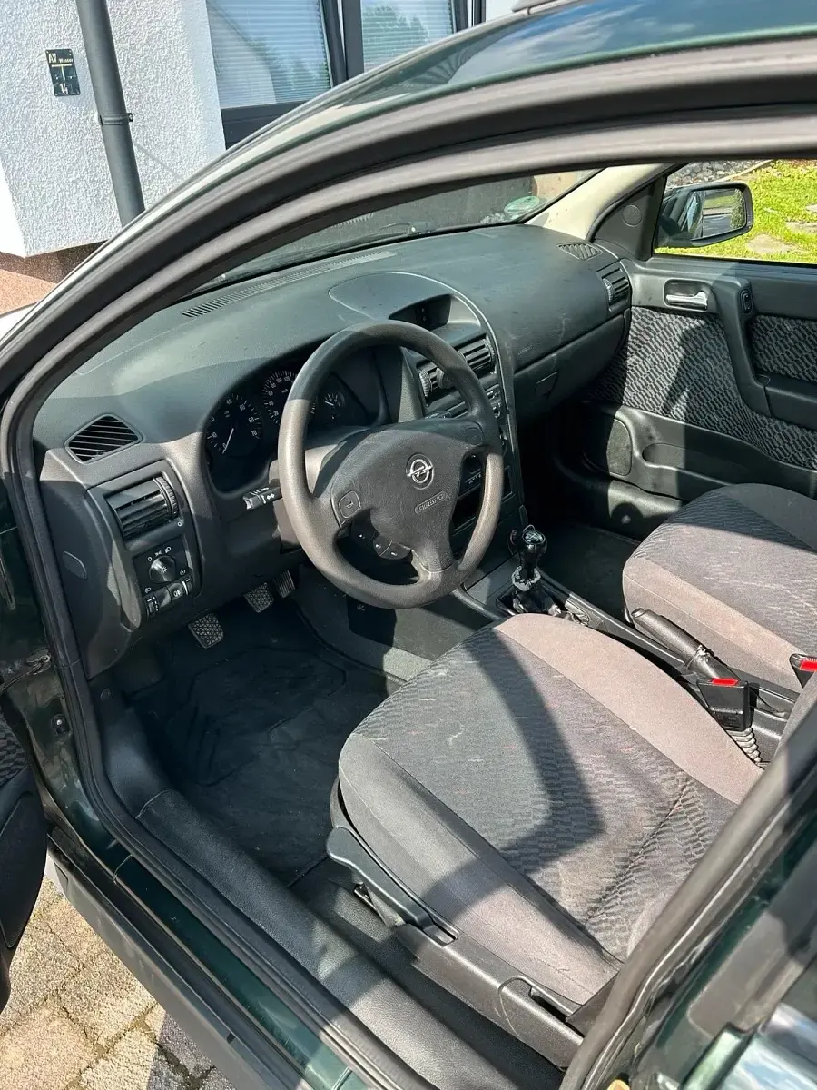 Gebraucht Opel Astra 84 PS (61 kW) 2002 Grün Kombi