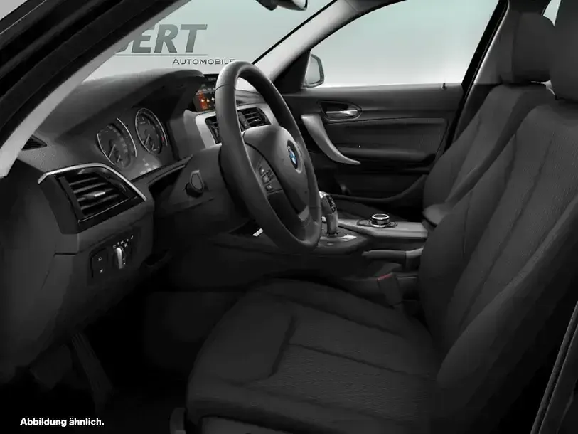 Gebraucht BMW 118 Advantage 136 PS (100 kW) 2019 Schwarz Kleinwagen