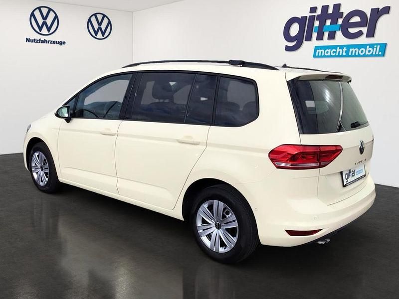 Neu VW Touran Edition 150 PS (110 kW) 2026 Beige Van / Kleinbus