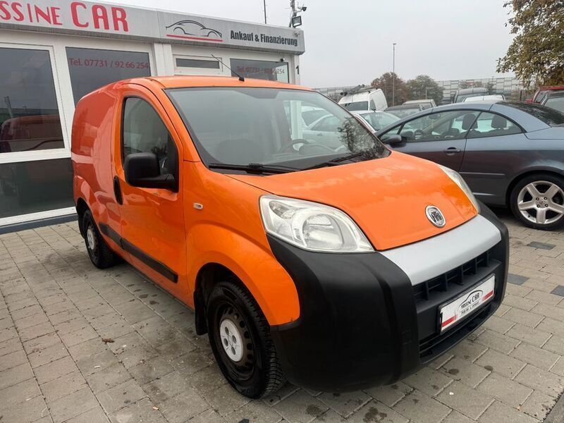 Gebraucht Fiat Fiorino Basis 73 PS (53 kW) 2010 Orange Van / Kleinbus