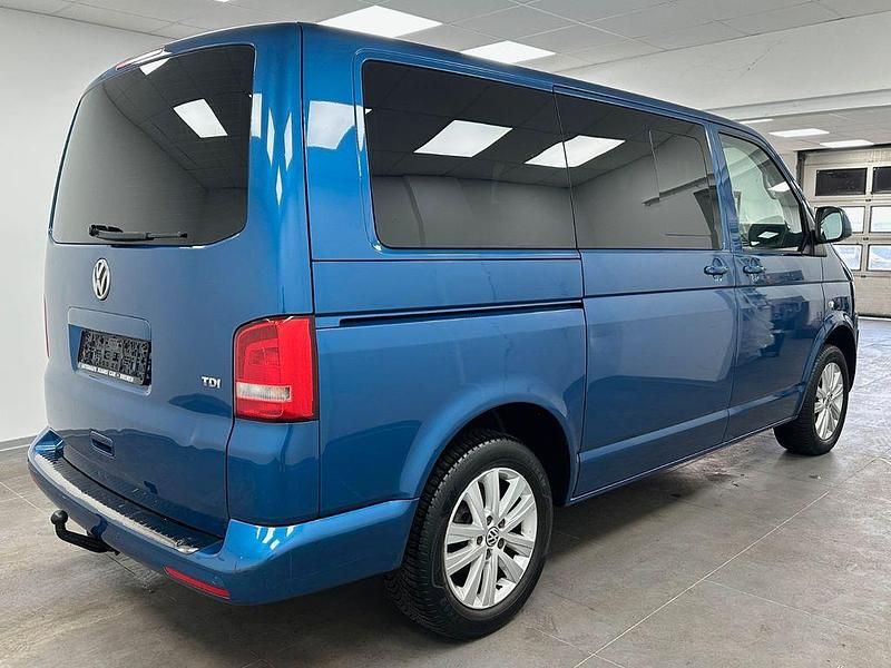 Gebraucht VW T5 S 180 PS (132 kW) 2012 Olympiablau Van