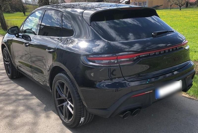Gebraucht Porsche Macan 265 PS (194 kW) 2022 Schwarz SUV