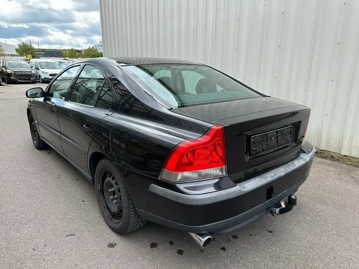 Gebraucht Volvo S60 140 PS (102 kW) 2002 Schwarz Limousine