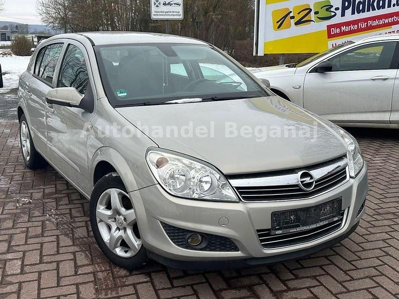 Gebraucht Opel Astra Catch Me 116 PS (85 kW) 2007 Limousine