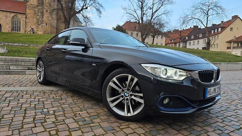 Schwarz Gebraucht 2015 BMW 420 Sport Line Coupé | 19.999 € (Fairer Preis) - Bild 1/4