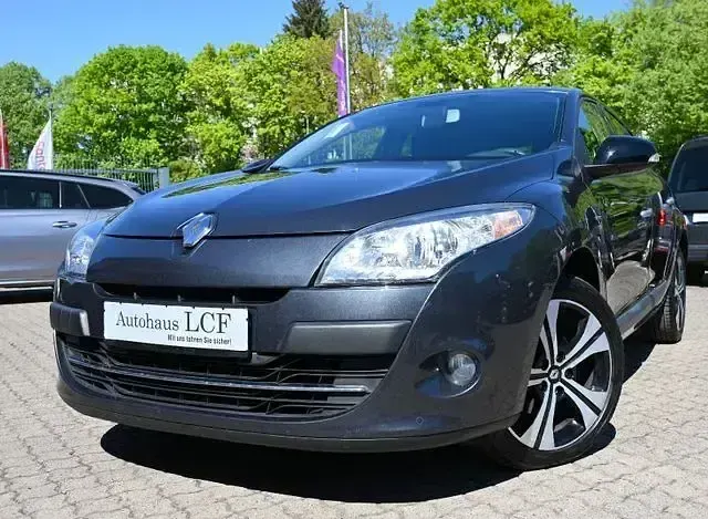 Gebraucht Renault Mégane Bose Edition 131 PS (96 kW) 2012 Limousine