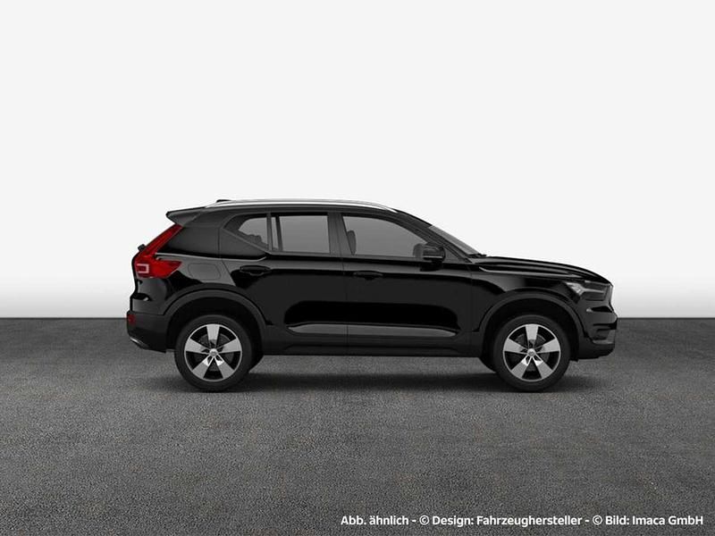 Neu Volvo XC40 Plus 163 PS (119 kW) 2026 Onyx black metallic SUV