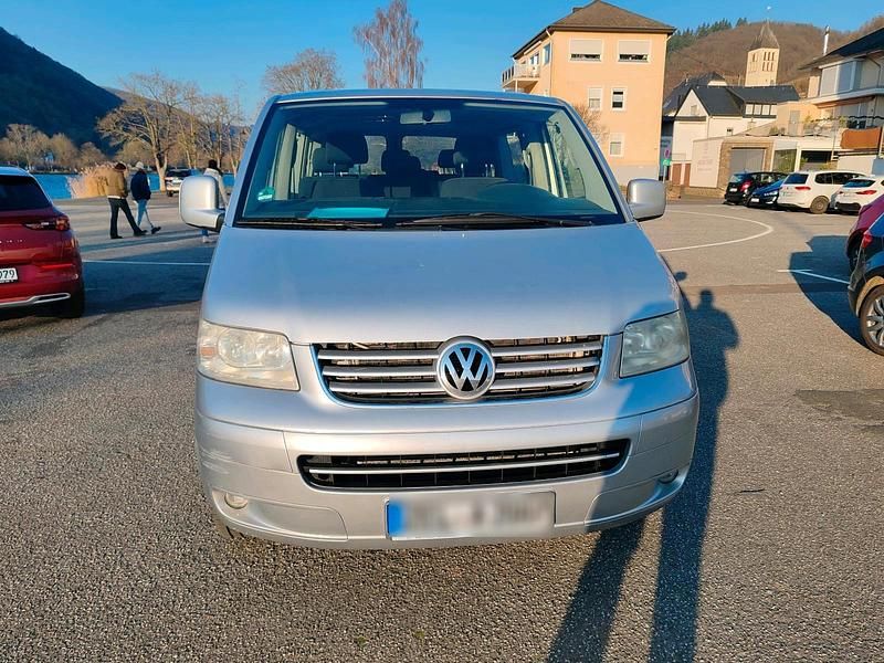 Gebraucht VW T5 130 PS (95 kW) 2009 Silber Van