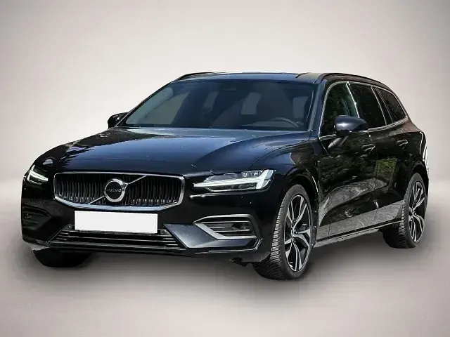 Gebraucht Volvo V60 Core 163 PS (119 kW) 2024 Kombi