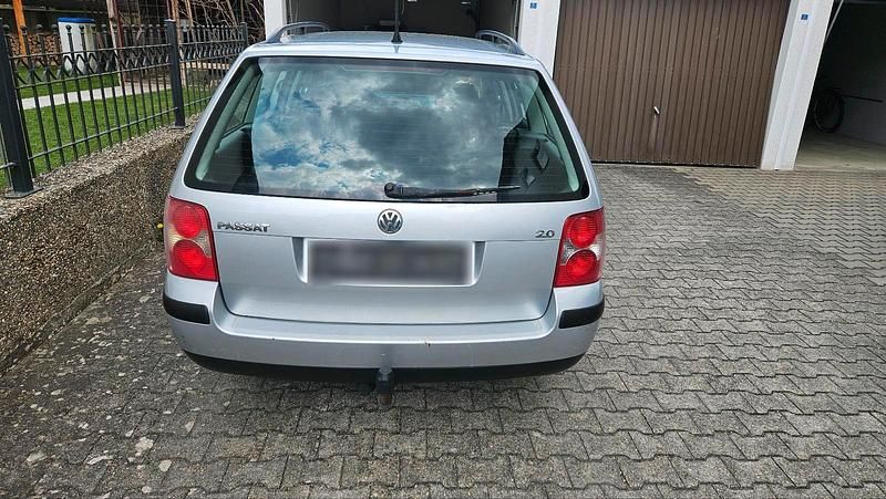 Usata VW Passat 116 CV (85 kW) 2004 Argento Station wagon