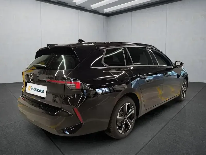 Gebraucht Opel Astra 131 PS (96 kW) 2025 Schwarz Kleinwagen