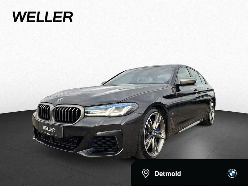 Sophistograu (grau) Gebraucht 2022 BMW M550 Shadowline Limousine | 58.850 € (Etwas zu teuer) - Bild 1/4
