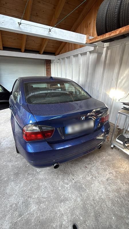 Gebraucht BMW 335 306 PS (225 kW) 2007 Blau Limousine