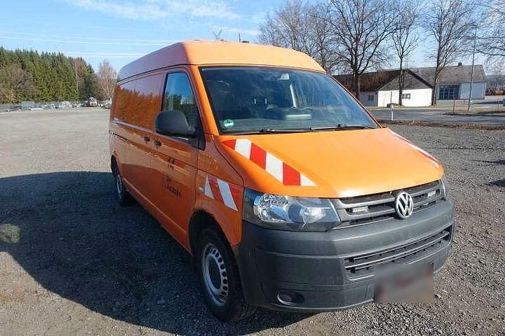 Second-hand VW Transporter 140 CP (102 kW) 2013 Portocaliu Van