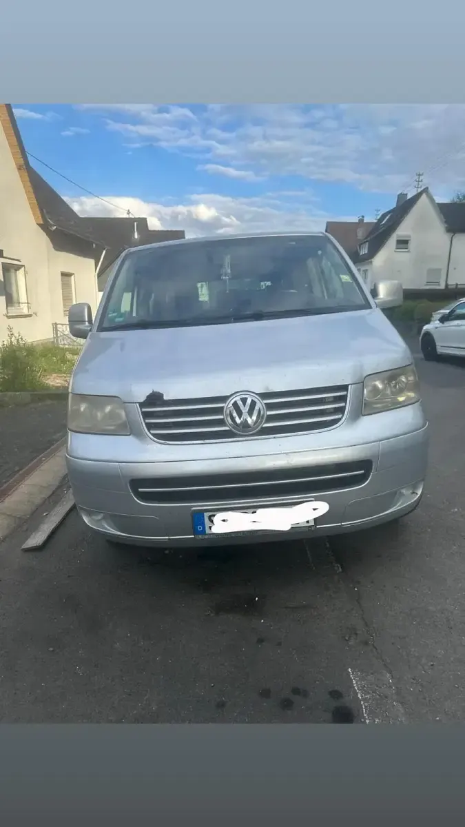 Gebraucht VW Caravelle 131 PS (96 kW) 2006 Silber Van