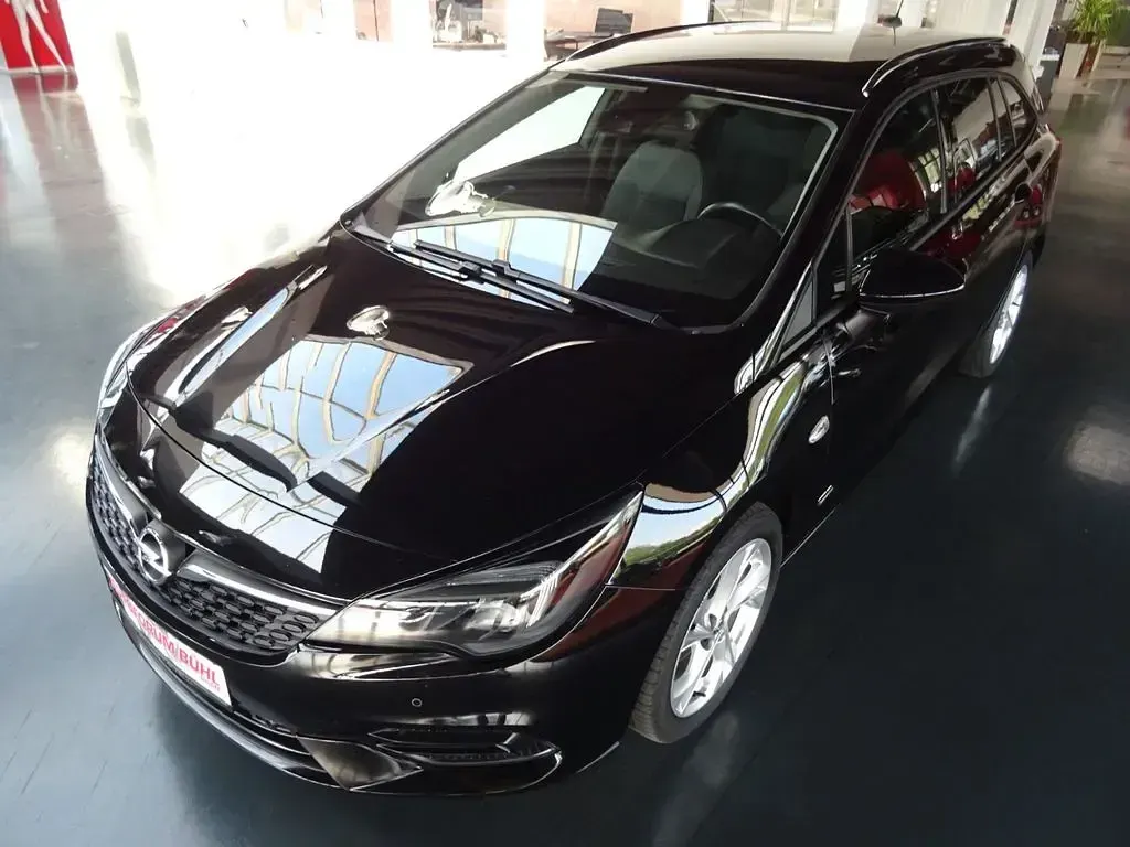 Gebraucht Opel Astra Design & Tech 122 PS (89 kW) 2022 Schwarz Kleinwagen