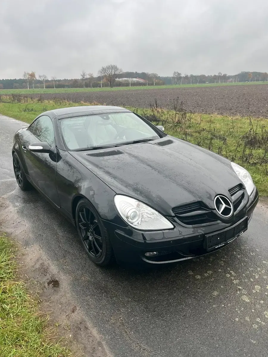 Gebraucht Mercedes SLK280 231 PS (169 kW) 2006 Schwarz Cabrio