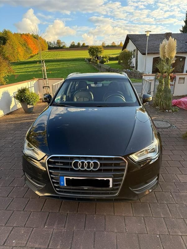 Schwarz Gebraucht 2016 Audi A3 Kleinwagen | 11.000 € (Fairer Preis) - Bild 1/4