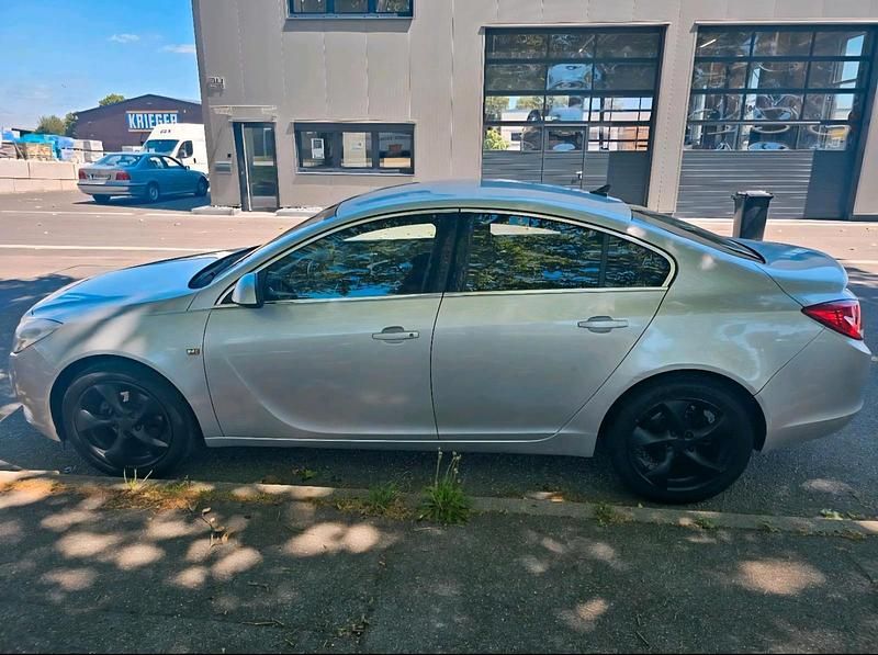 Gebraucht Opel Insignia Edition 131 PS (96 kW) 2008 Silber Limousine