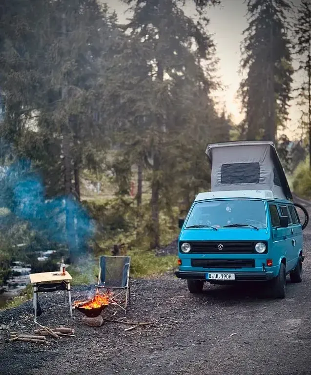 Używany VW Multivan 68 KM (50 kW) 1982 Niebieski Minivan