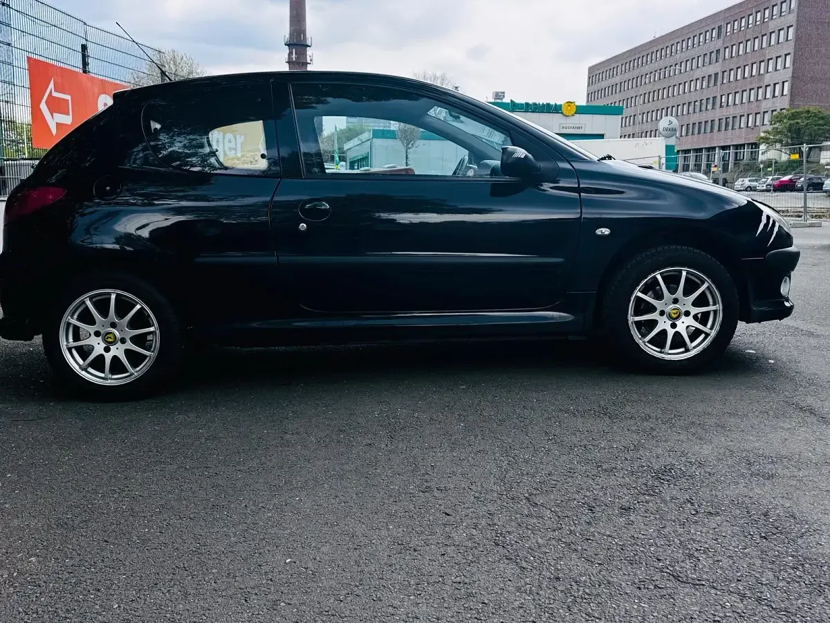 Gebraucht Peugeot 206 109 PS (80 kW) 2006 Kleinwagen